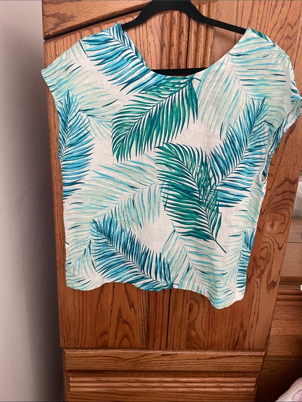Tahari Teal & Aqua Palm Print Cap Sleeve Blouse
